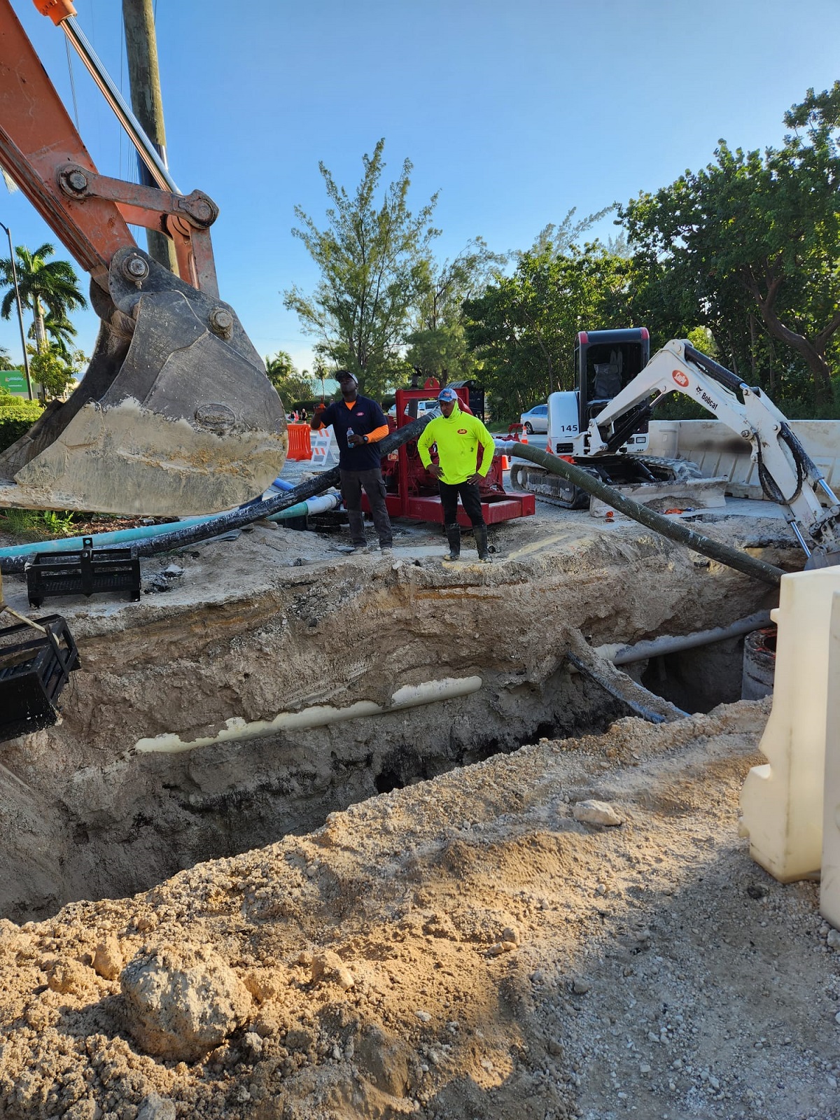 Replacement of Manhole 915