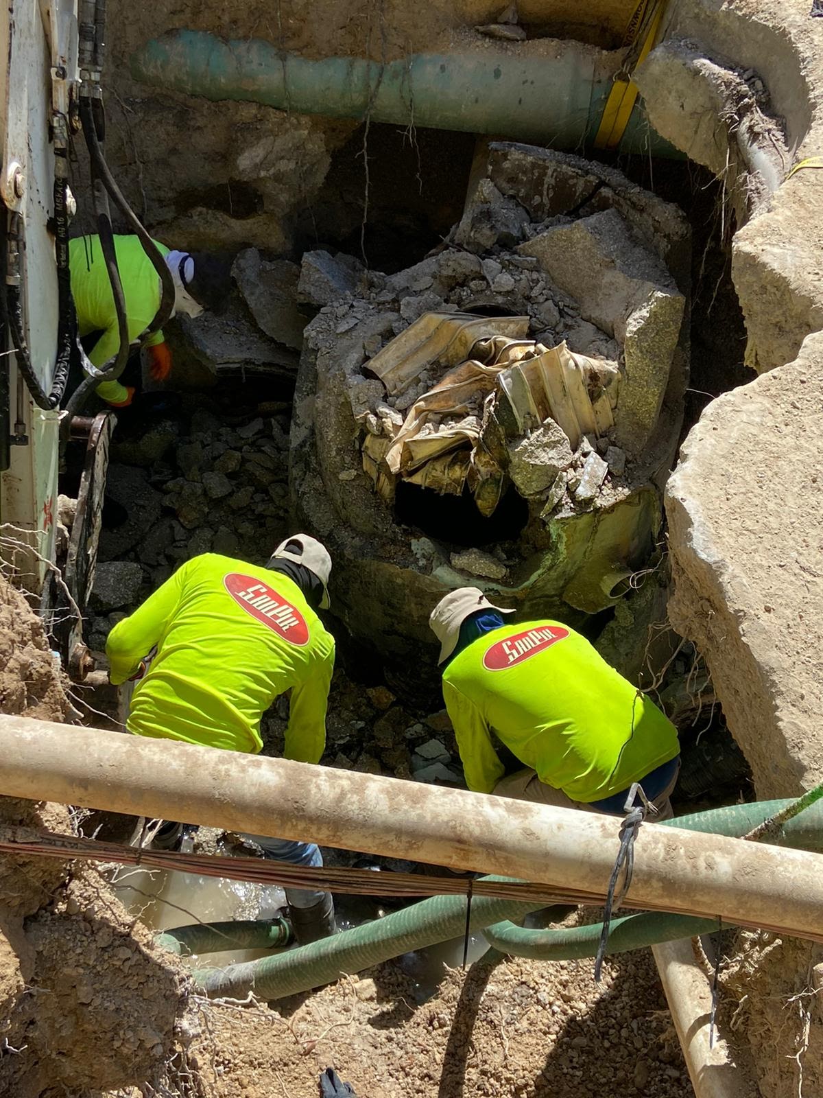 Replacement of Manhole 915