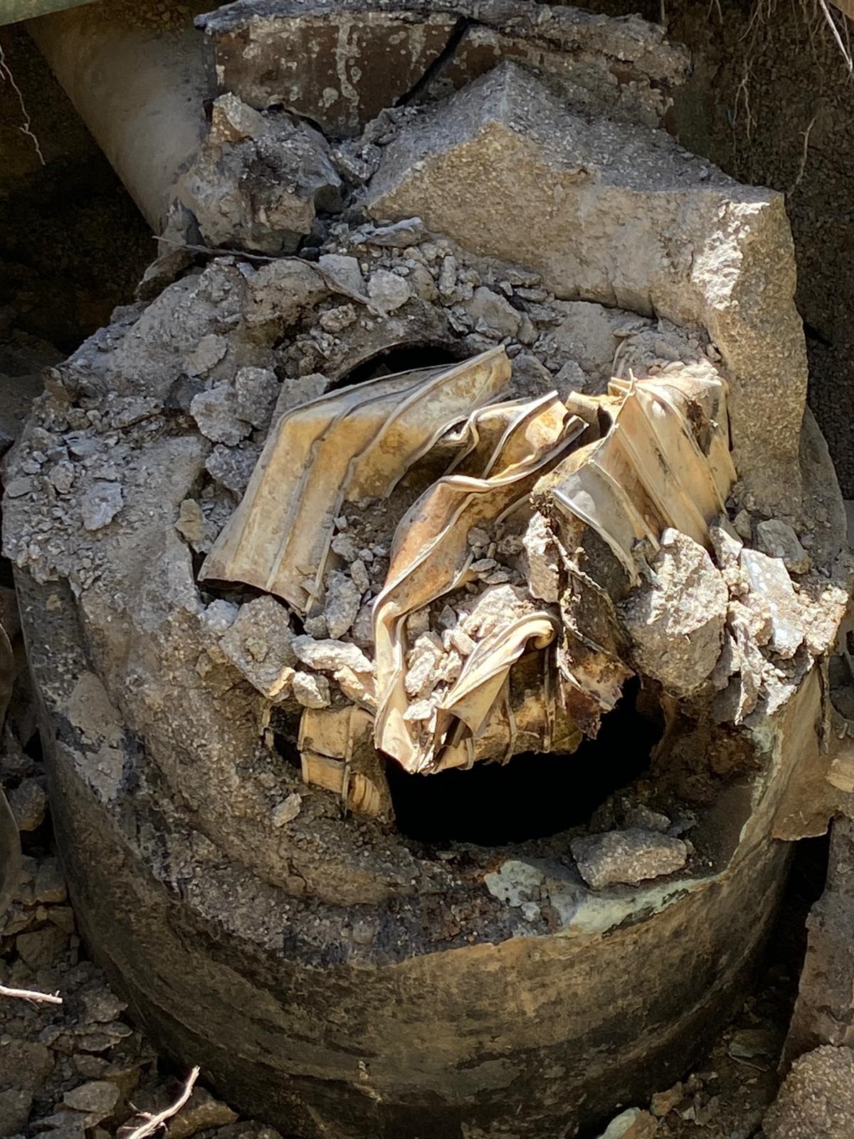 Replacement of Manhole 915